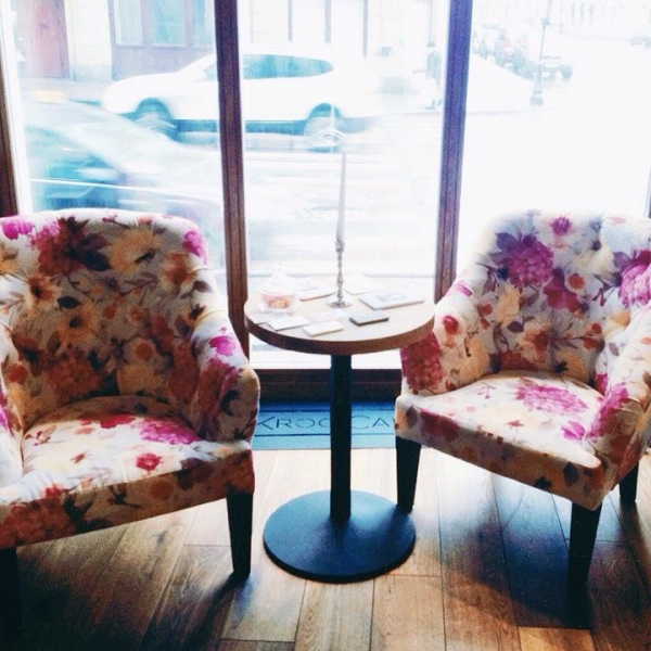 Ресторанный сервис бронирования столиков menu-rest.com - Интерьер ресторана "Kroo cafe"