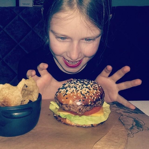 Ресторанный сервис бронирования столиков menu-rest.com - Интерьер ресторана "Kroo cafe"