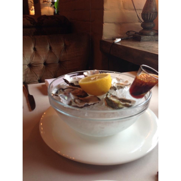 Ресторанный сервис бронирования столиков menu-rest.com - Интерьер ресторана "Chin-Chin Cafe"