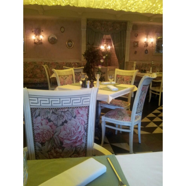 Ресторанный сервис бронирования столиков menu-rest.com - Интерьер ресторана "Повари"