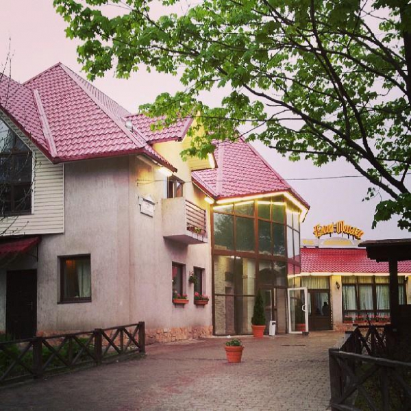 Ресторанный сервис бронирования столиков menu-rest.com - Интерьер ресторана "Ели-Пили"