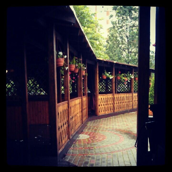 Ресторанный сервис бронирования столиков menu-rest.com - Интерьер ресторана "Ели-Пили"