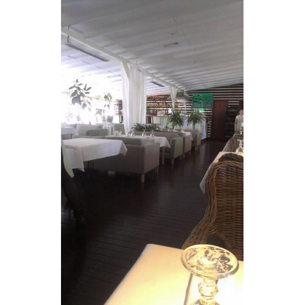 Ресторанный сервис бронирования столиков menu-rest.com - Интерьер ресторана "Юность"