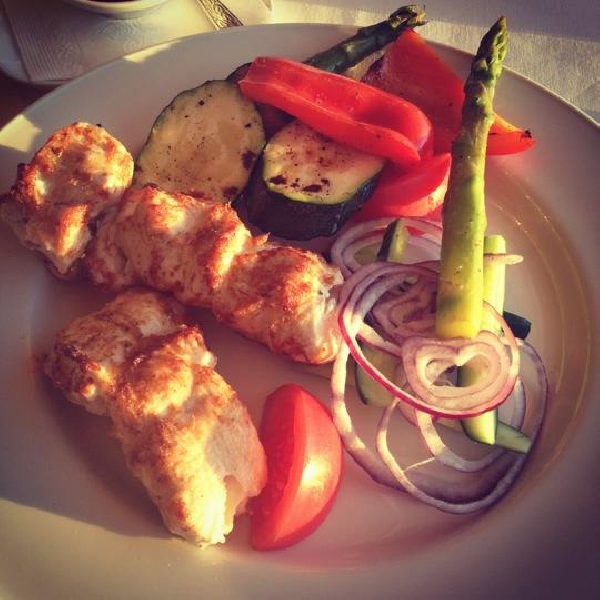 Ресторанный сервис бронирования столиков menu-rest.com - Интерьер ресторана "Юность"