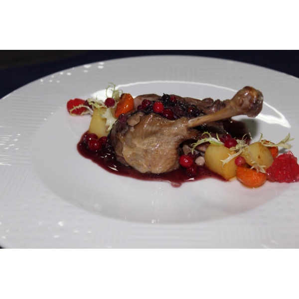 Ресторанный сервис бронирования столиков menu-rest.com - Интерьер ресторана "CHERNIKA"