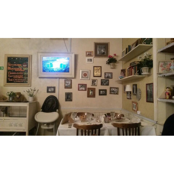 Ресторанный сервис бронирования столиков menu-rest.com - Интерьер ресторана "Мари Vanna"