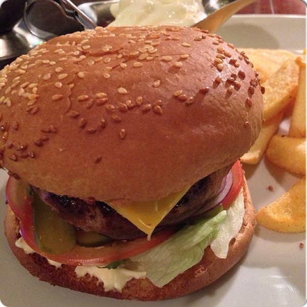 Ресторанный сервис бронирования столиков menu-rest.com - Интерьер ресторана "Мариус"