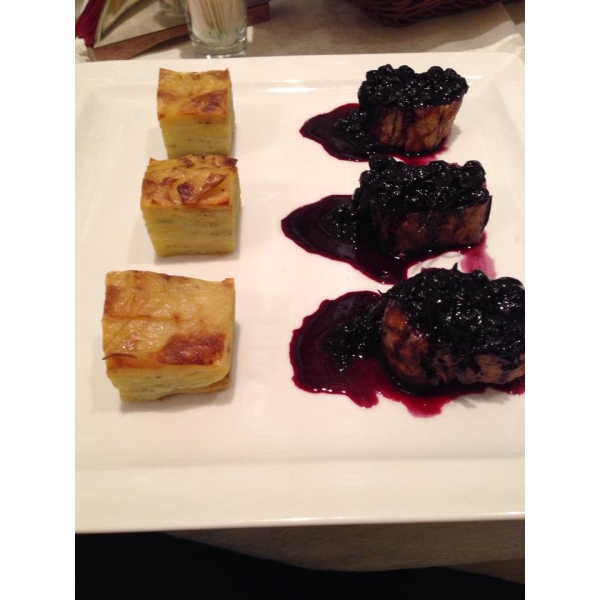 Ресторанный сервис бронирования столиков menu-rest.com - Интерьер ресторана "Нож справа, вилка слева"