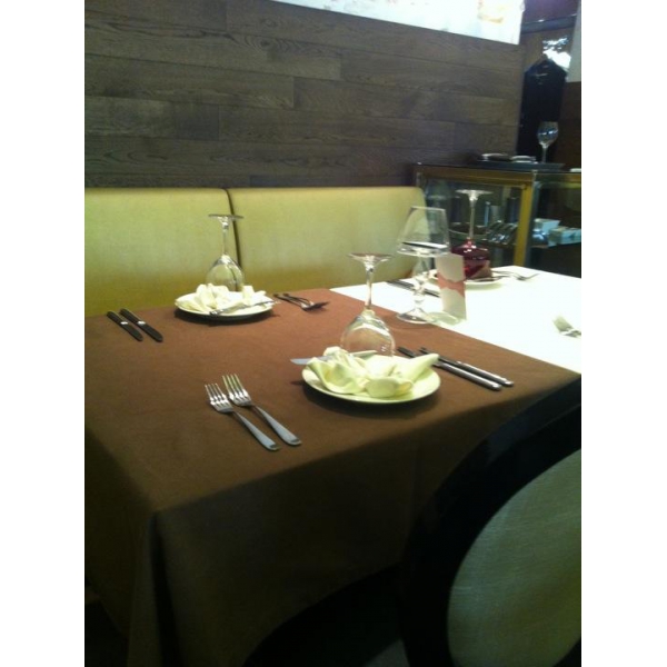 Ресторанный сервис бронирования столиков menu-rest.com - Интерьер ресторана "Нож справа, вилка слева"