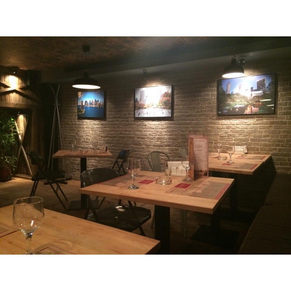 Ресторанный сервис бронирования столиков menu-rest.com - Интерьер ресторана "New York city cafe"