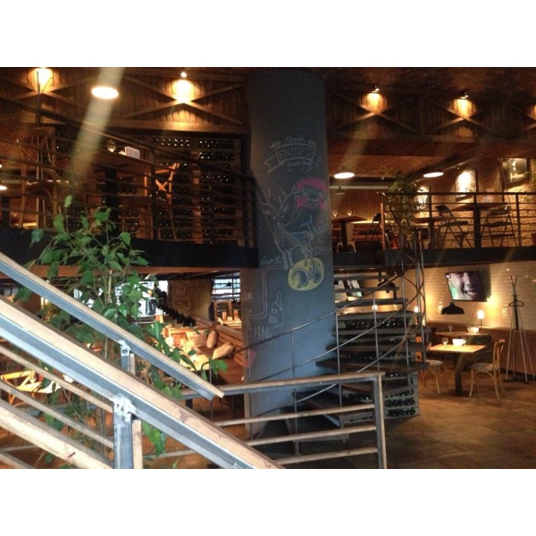 Ресторанный сервис бронирования столиков menu-rest.com - Интерьер ресторана "New York city cafe"