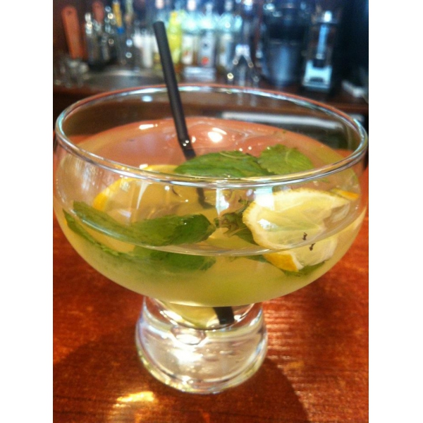 Ресторанный сервис бронирования столиков menu-rest.com - Интерьер ресторана "Цзао Ван"