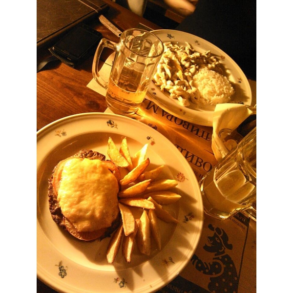 Ресторанный сервис бронирования столиков menu-rest.com - Интерьер ресторана "Пиворама"