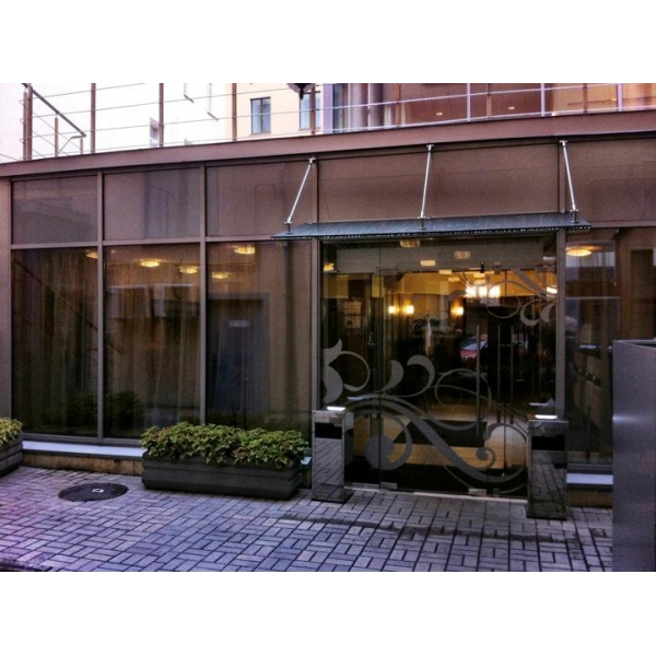 Ресторанный сервис бронирования столиков menu-rest.com - Интерьер ресторана "Cronwell Inn Стремянная"