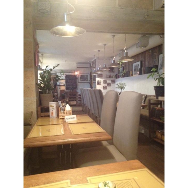 Ресторанный сервис бронирования столиков menu-rest.com - Интерьер ресторана "Chipollino"