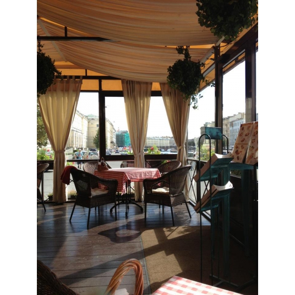 Ресторанный сервис бронирования столиков menu-rest.com - Интерьер ресторана "Mama Roma"