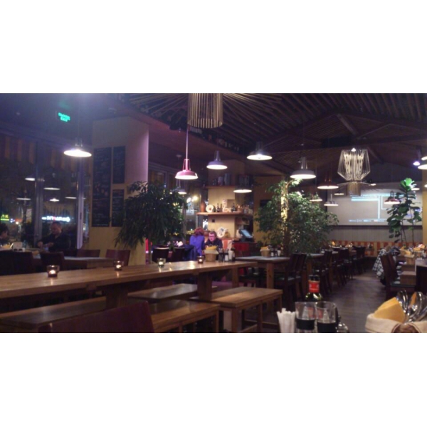 Ресторанный сервис бронирования столиков menu-rest.com - Интерьер ресторана "Марчелли`s"