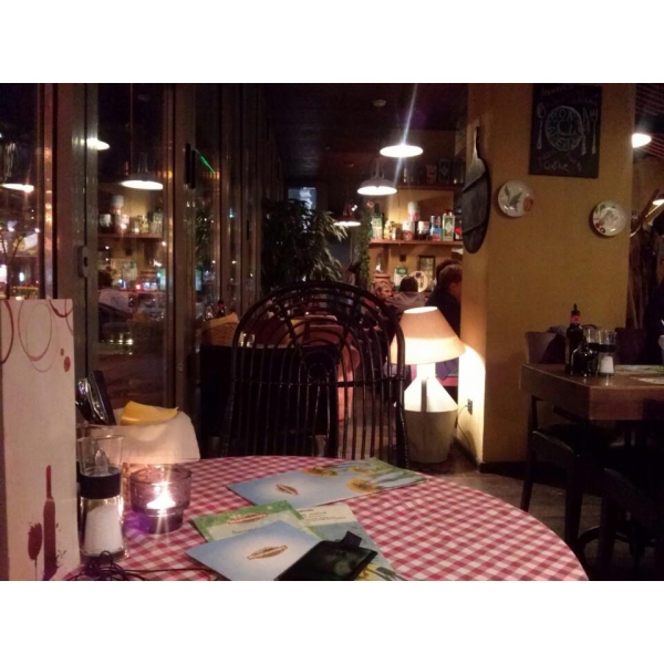 Ресторанный сервис бронирования столиков menu-rest.com - Интерьер ресторана "Марчелли`s"