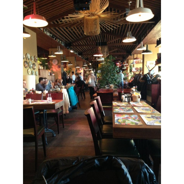 Ресторанный сервис бронирования столиков menu-rest.com - Интерьер ресторана "Марчелли`s"