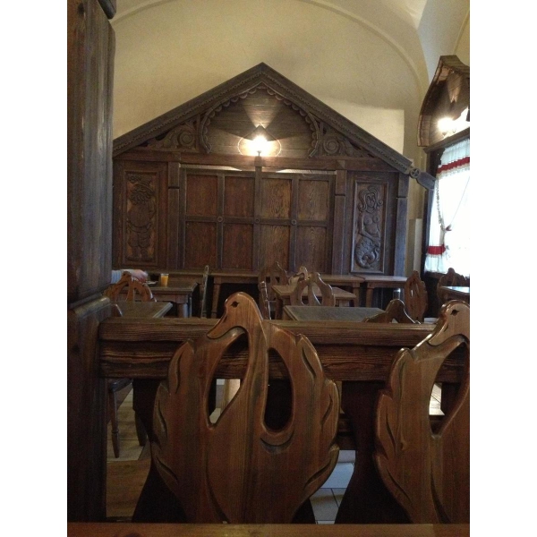 Ресторанный сервис бронирования столиков menu-rest.com - Интерьер ресторана "Емеля"