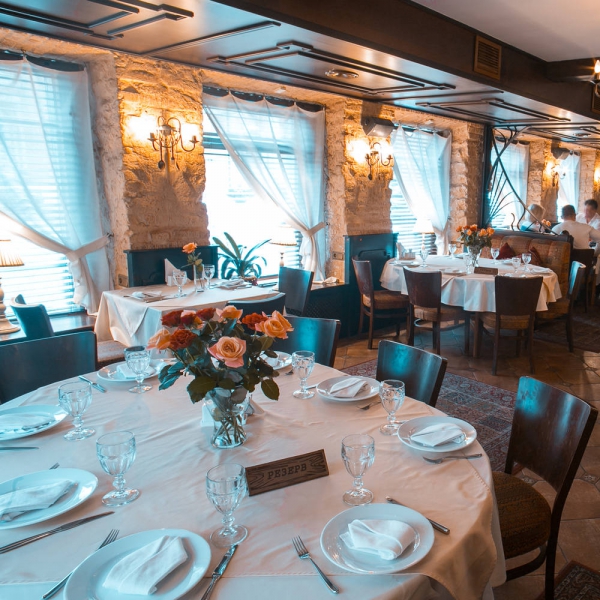 Ресторанный сервис бронирования столиков menu-rest.com - Интерьер ресторана "Аджабсандал"