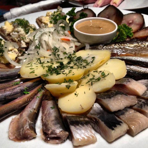 Ресторанный сервис бронирования столиков menu-rest.com - Интерьер ресторана "Толстый Фраер"