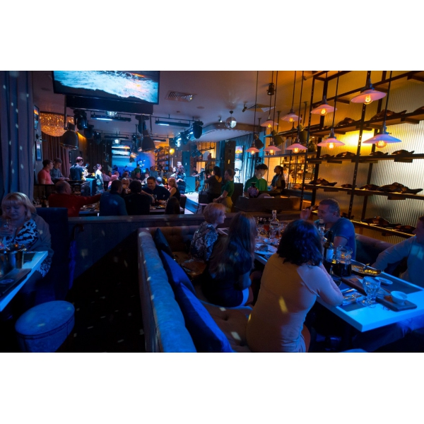 Ресторанный сервис бронирования столиков menu-rest.com - Интерьер ресторана "Bar in"