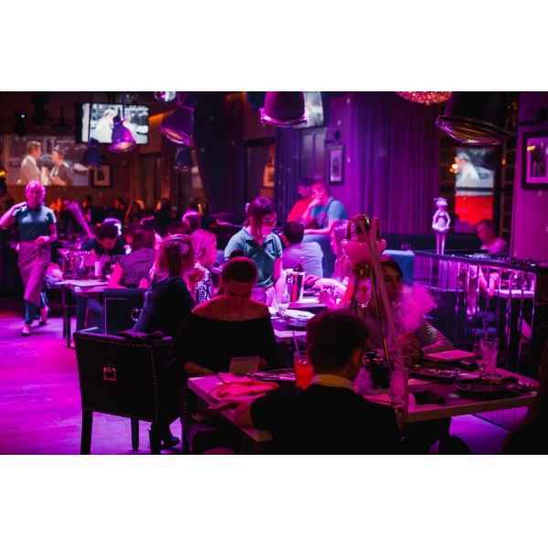 Ресторанный сервис бронирования столиков menu-rest.com - Интерьер ресторана "Bar in"