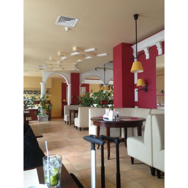 Ресторанный сервис бронирования столиков menu-rest.com - Интерьер ресторана "Il Patio"