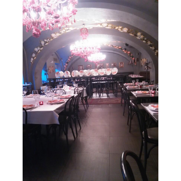 Ресторанный сервис бронирования столиков menu-rest.com - Интерьер ресторана "Садко"