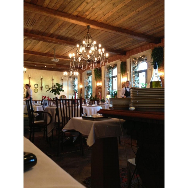 Ресторанный сервис бронирования столиков menu-rest.com - Интерьер ресторана "Francesco"