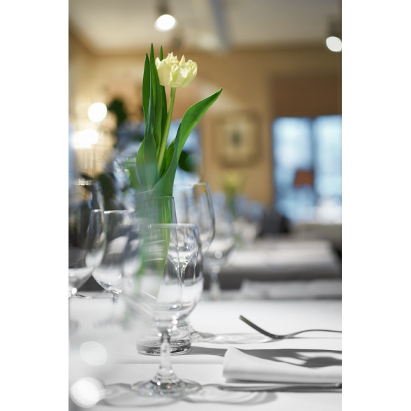 Ресторанный сервис бронирования столиков menu-rest.com - Интерьер ресторана "Vox"