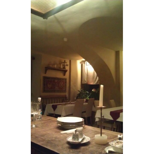 Ресторанный сервис бронирования столиков menu-rest.com - Интерьер ресторана "Эривань"