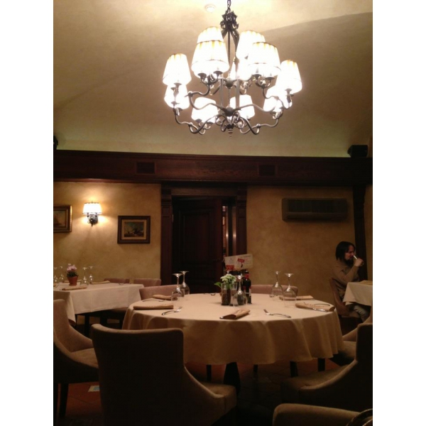 Ресторанный сервис бронирования столиков menu-rest.com - Интерьер ресторана "Trattoria Roberto"