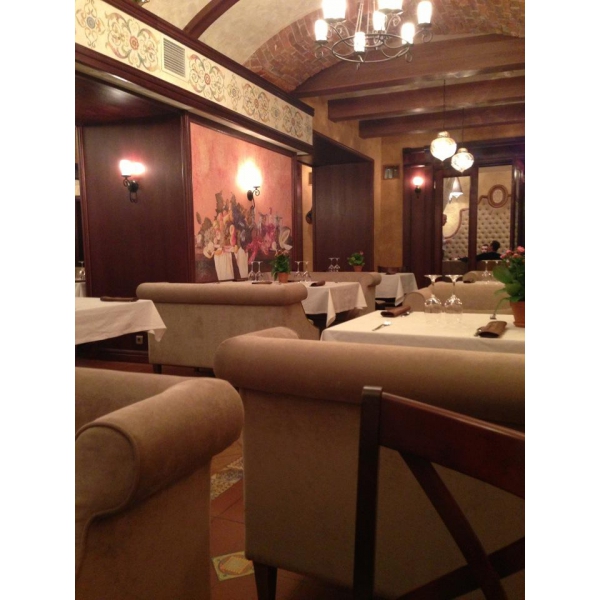 Ресторанный сервис бронирования столиков menu-rest.com - Интерьер ресторана "Trattoria Roberto"