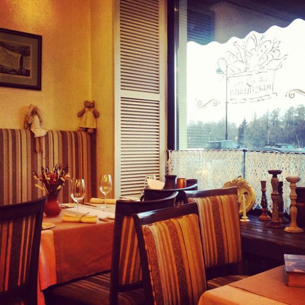 Ресторанный сервис бронирования столиков menu-rest.com - Интерьер ресторана "Марсельеза"