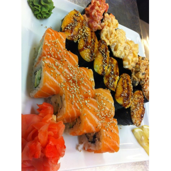 Ресторанный сервис бронирования столиков menu-rest.com - Интерьер ресторана "Апрель Cafe"