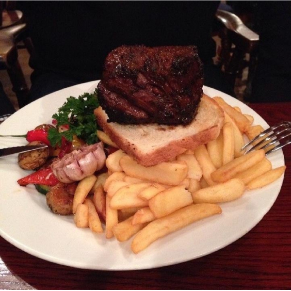 Ресторанный сервис бронирования столиков menu-rest.com - Интерьер ресторана "Dickens"