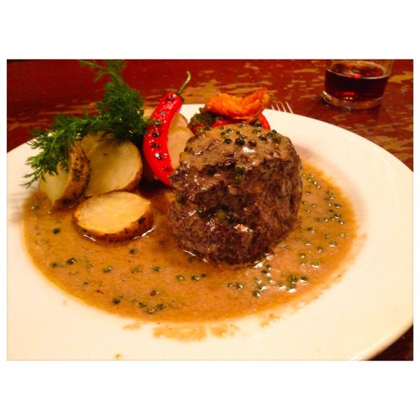 Ресторанный сервис бронирования столиков menu-rest.com - Интерьер ресторана "Dickens"