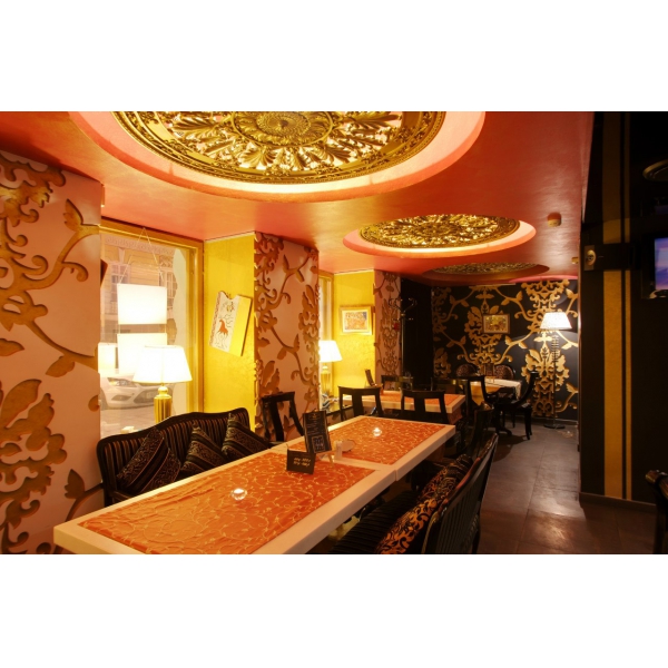 Ресторанный сервис бронирования столиков menu-rest.com - Интерьер ресторана "Холст Масло"