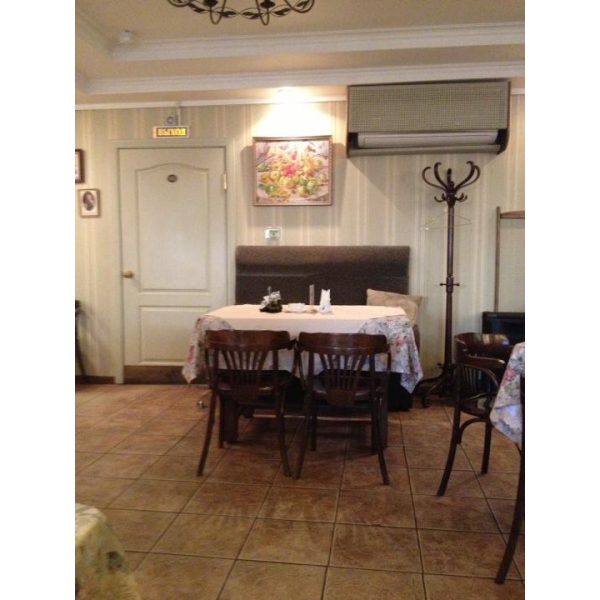 Ресторанный сервис бронирования столиков menu-rest.com - Интерьер ресторана "Два Му"