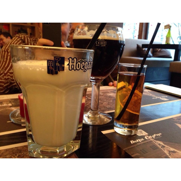 Ресторанный сервис бронирования столиков menu-rest.com - Интерьер ресторана "Bona Capona"