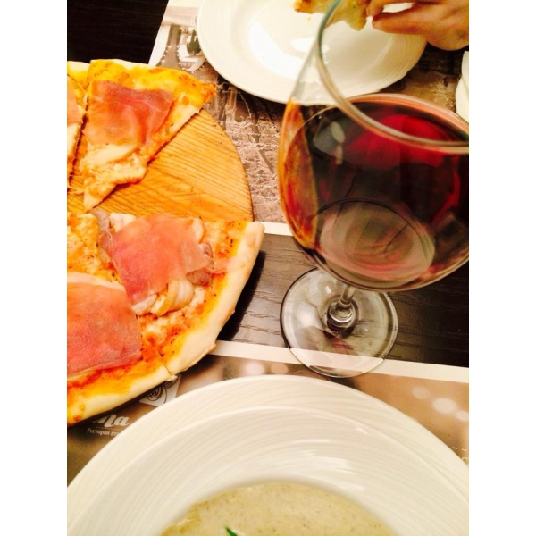 Ресторанный сервис бронирования столиков menu-rest.com - Интерьер ресторана "Bona Capona"