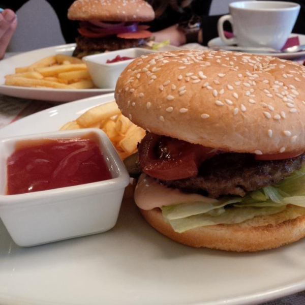 Ресторанный сервис бронирования столиков menu-rest.com - Интерьер ресторана "Ivanoff House"