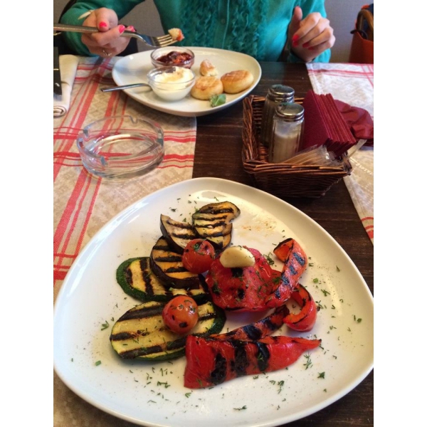 Ресторанный сервис бронирования столиков menu-rest.com - Интерьер ресторана "Ivanoff House"