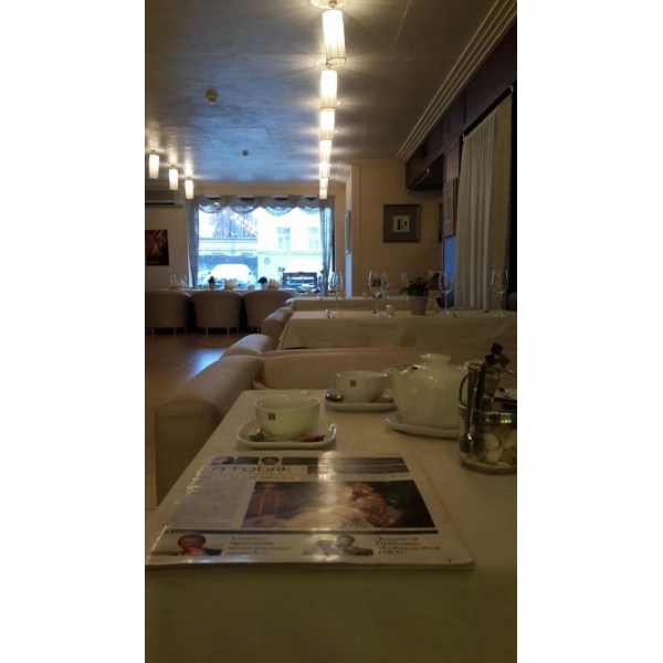 Ресторанный сервис бронирования столиков menu-rest.com - Интерьер ресторана "Ла Фабрик"