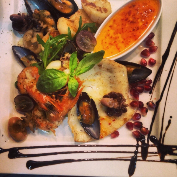 Ресторанный сервис бронирования столиков menu-rest.com - Интерьер ресторана "У Горчакова"