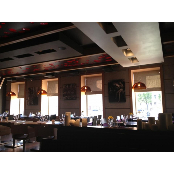 Ресторанный сервис бронирования столиков menu-rest.com - Интерьер ресторана "Винотека Grand Cru"