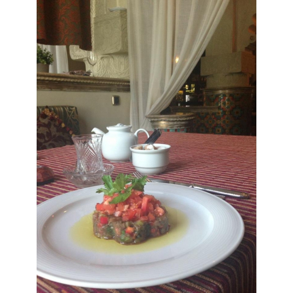 Ресторанный сервис бронирования столиков menu-rest.com - Интерьер ресторана "Эмираты"