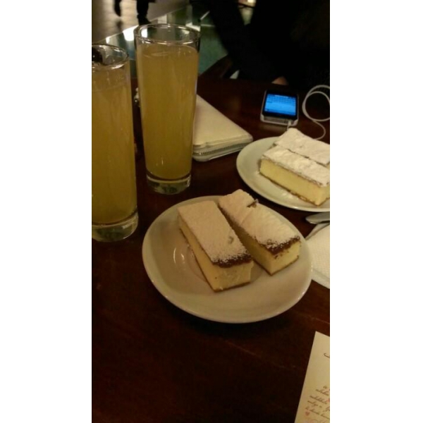 Ресторанный сервис бронирования столиков menu-rest.com - Интерьер ресторана "Эмираты"